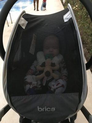 Top baby travel gear: carseat canopy