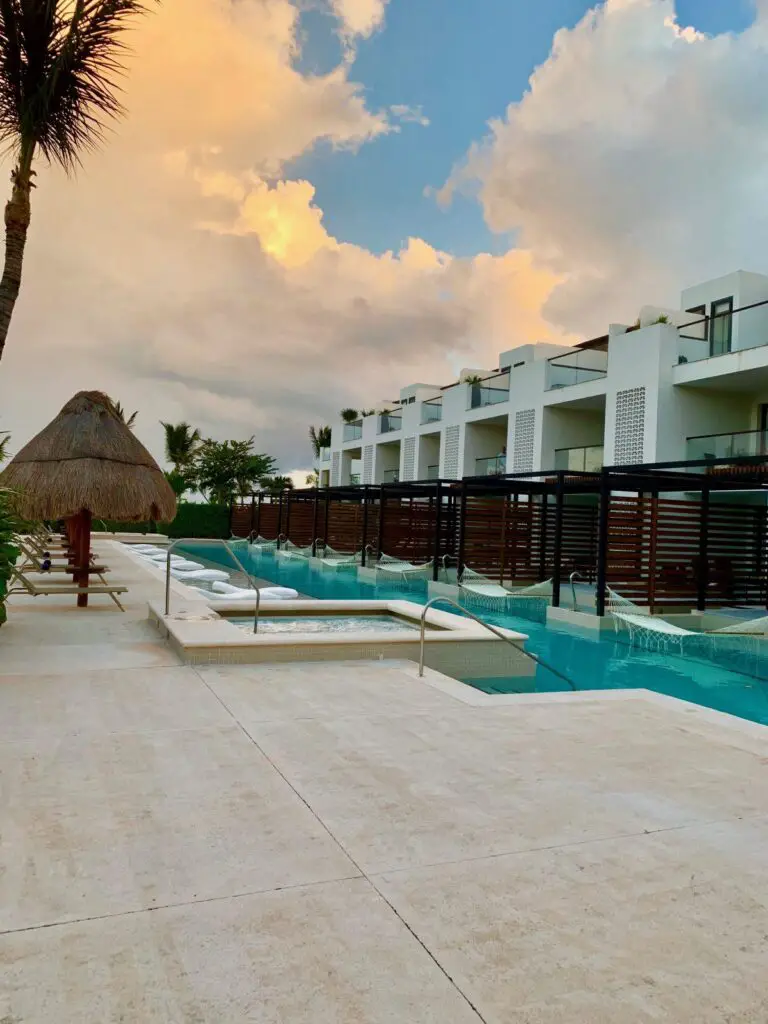 Swim Up Rooms at Finest Playa Mujeres