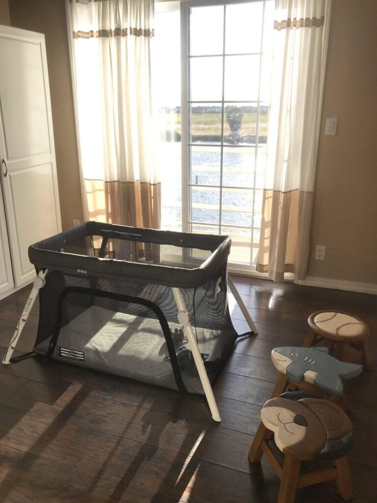 Lotus Crib - Best toddler travel bed