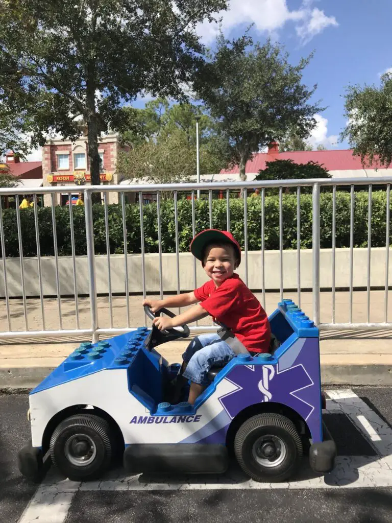 LEGOLAND Ford Jr Driving School