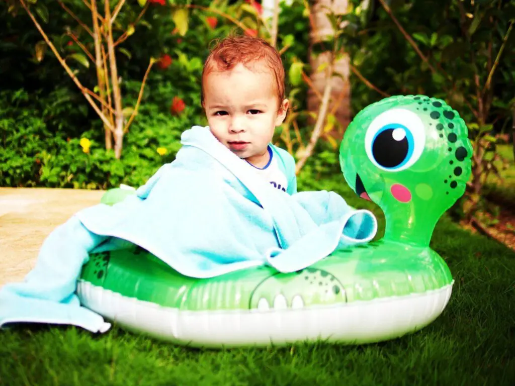 baby floaties for 4 month old