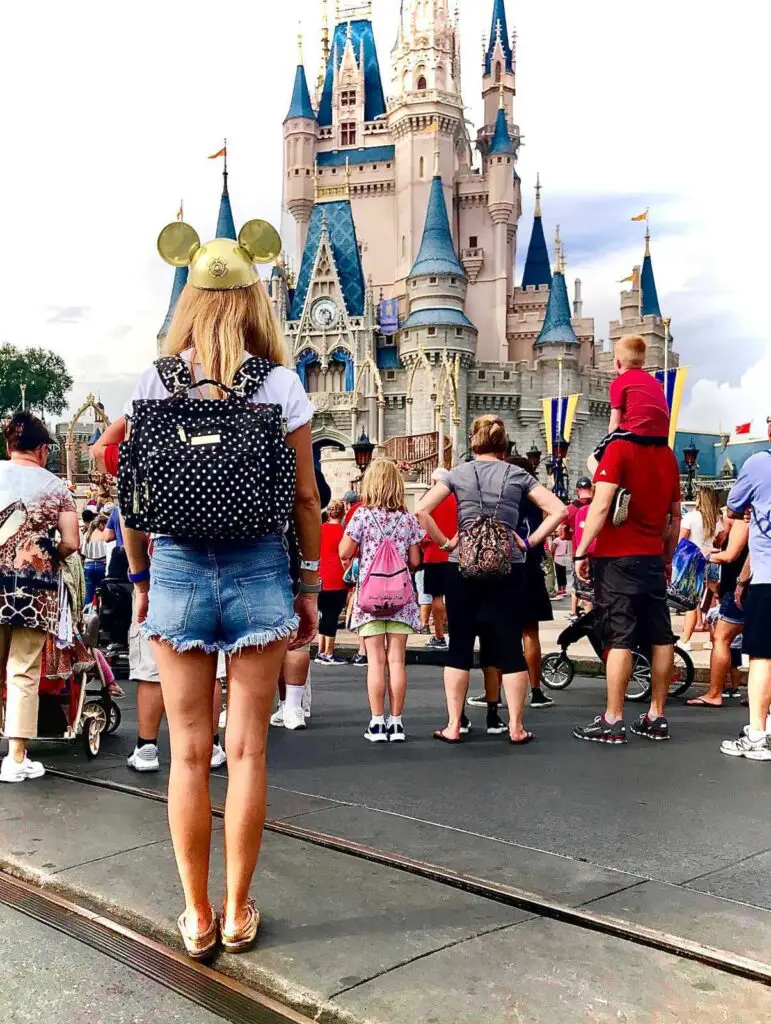 How to pack a diaper bag for Disney World